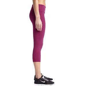 NWT Nike Legend 2.0 Tight Fit Size XL